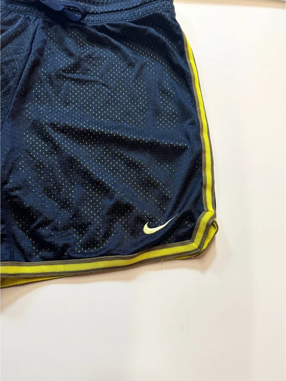 Nike Dri-FIT Men's Navy Volt Trim Athletic Shorts Size S 404909-452 Blue